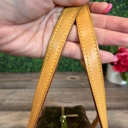 Louis Vuitton Monogram Canvas Cite MM Shoulder Bag