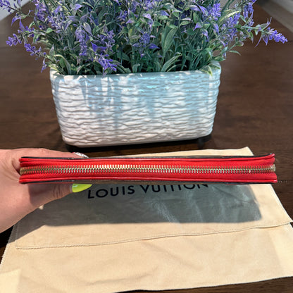 Daily Organizer Clutch Wallet in Cherry Red