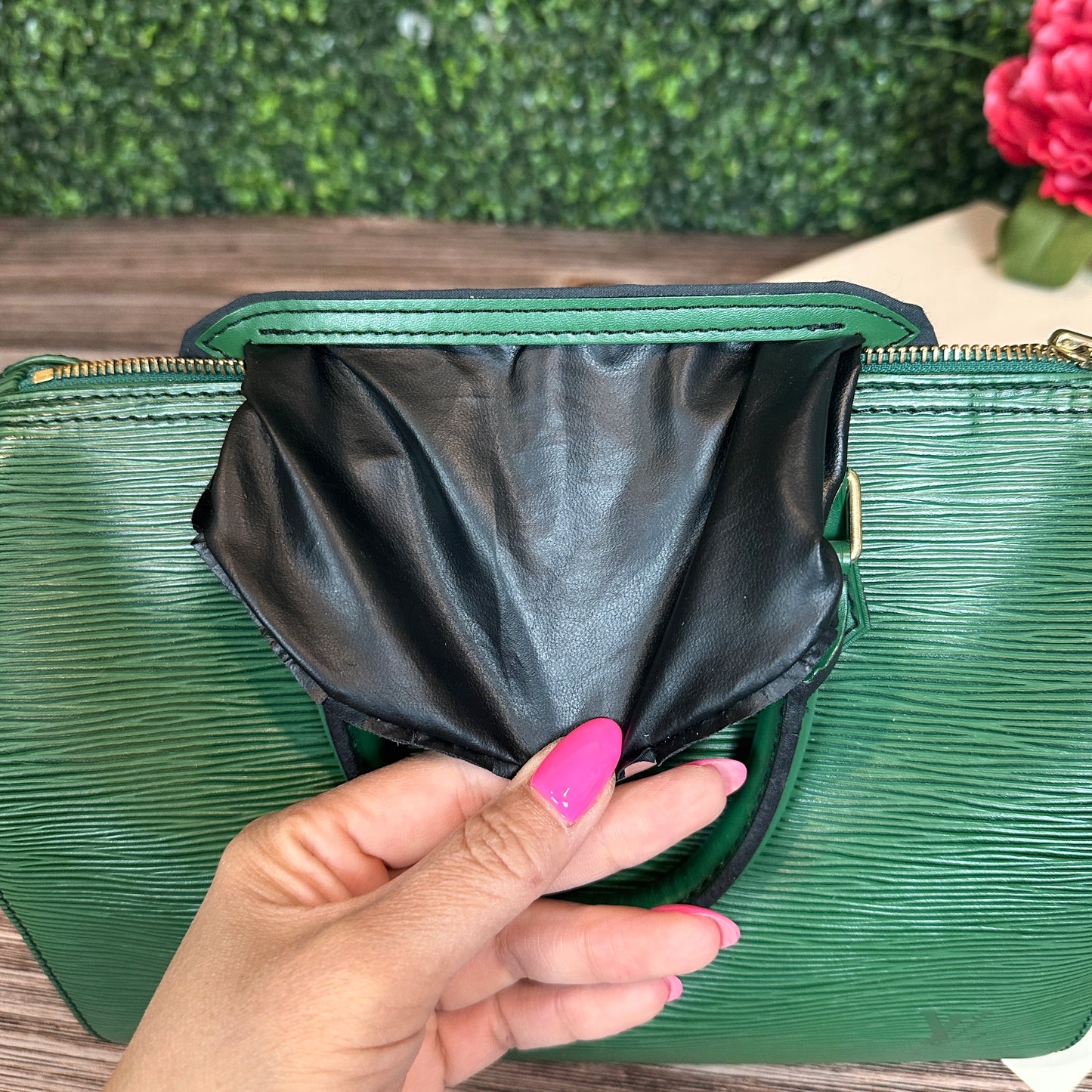 Louis Vuitton Speedy 25 Borneo Green Epi Leather