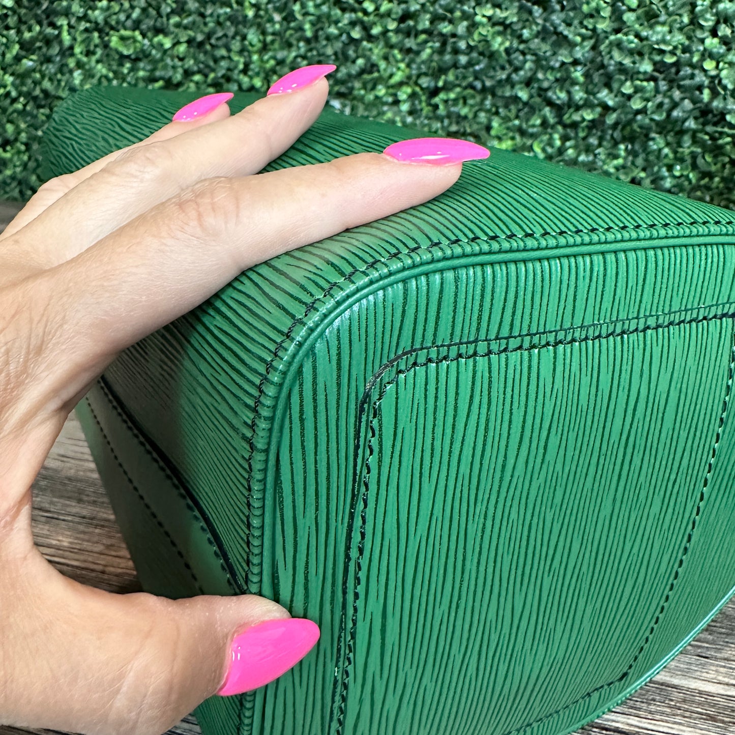 Louis Vuitton Speedy 25 Borneo Green Epi Leather