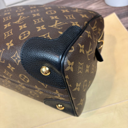 Louis Vuitton Retiro Noir