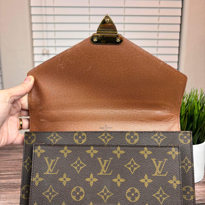Louis Vuitton Monceau 26 Briefcase Bag