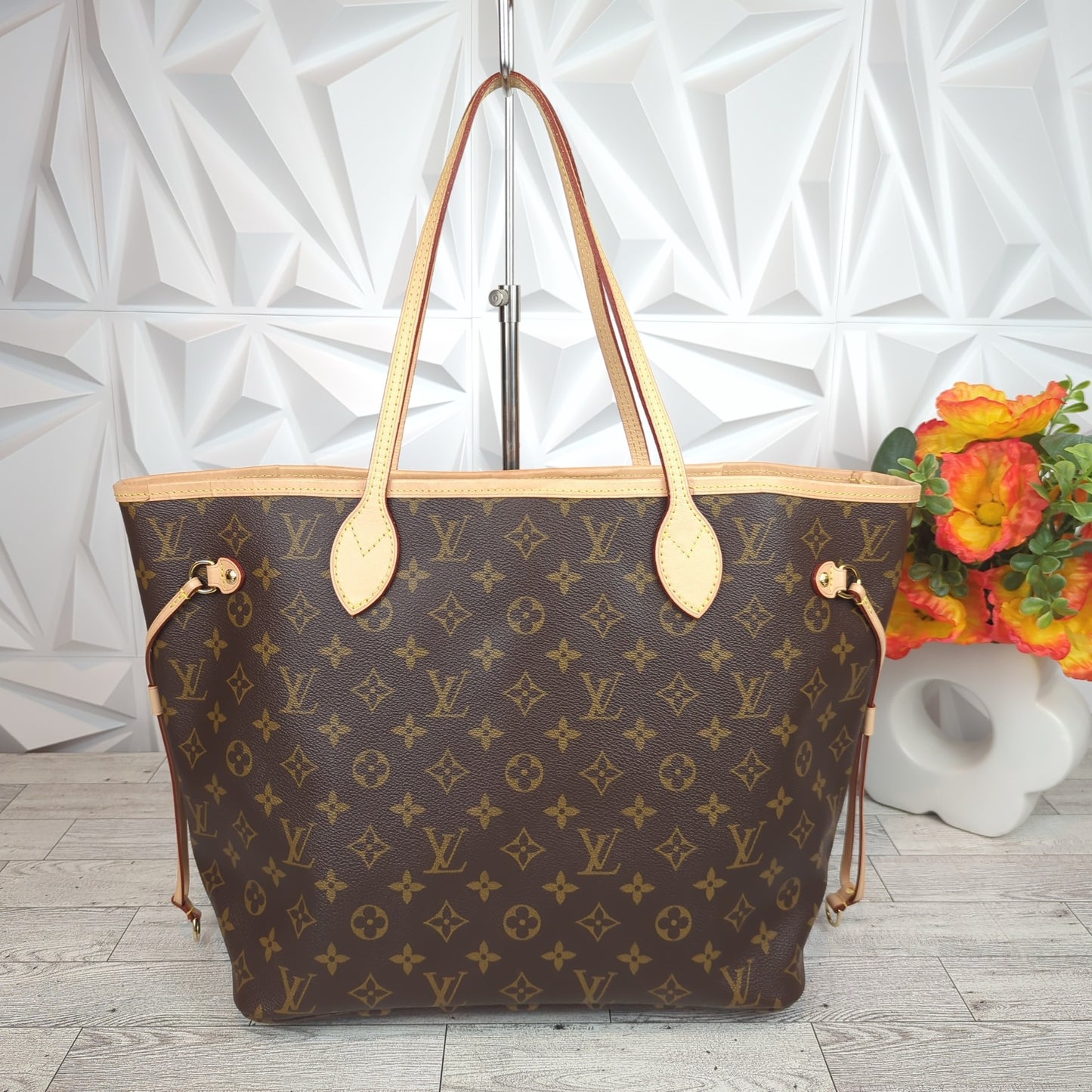 Louis Vuitton Neverfull MM Monogram
