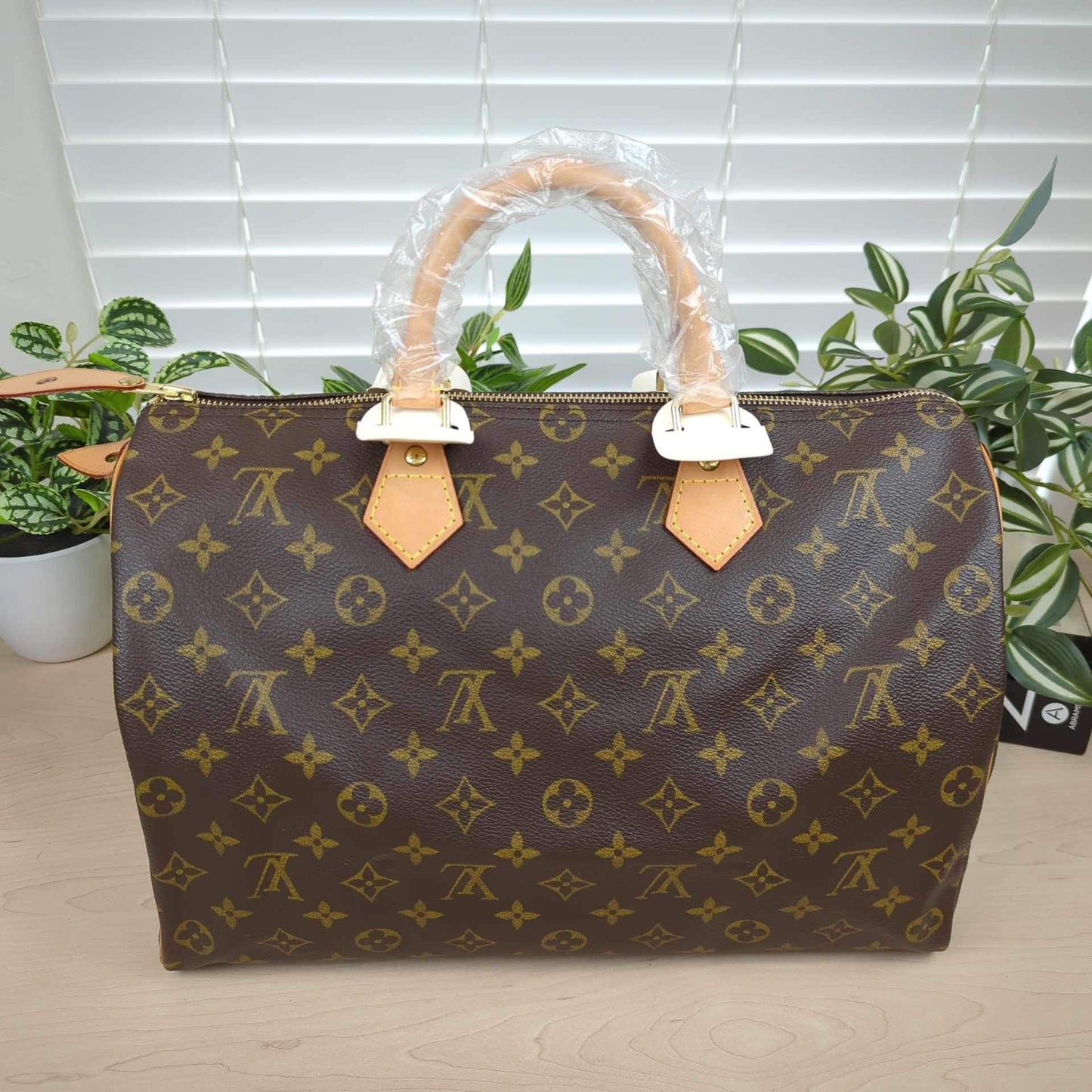 Louis Vuitton Speedy 35 Monogram