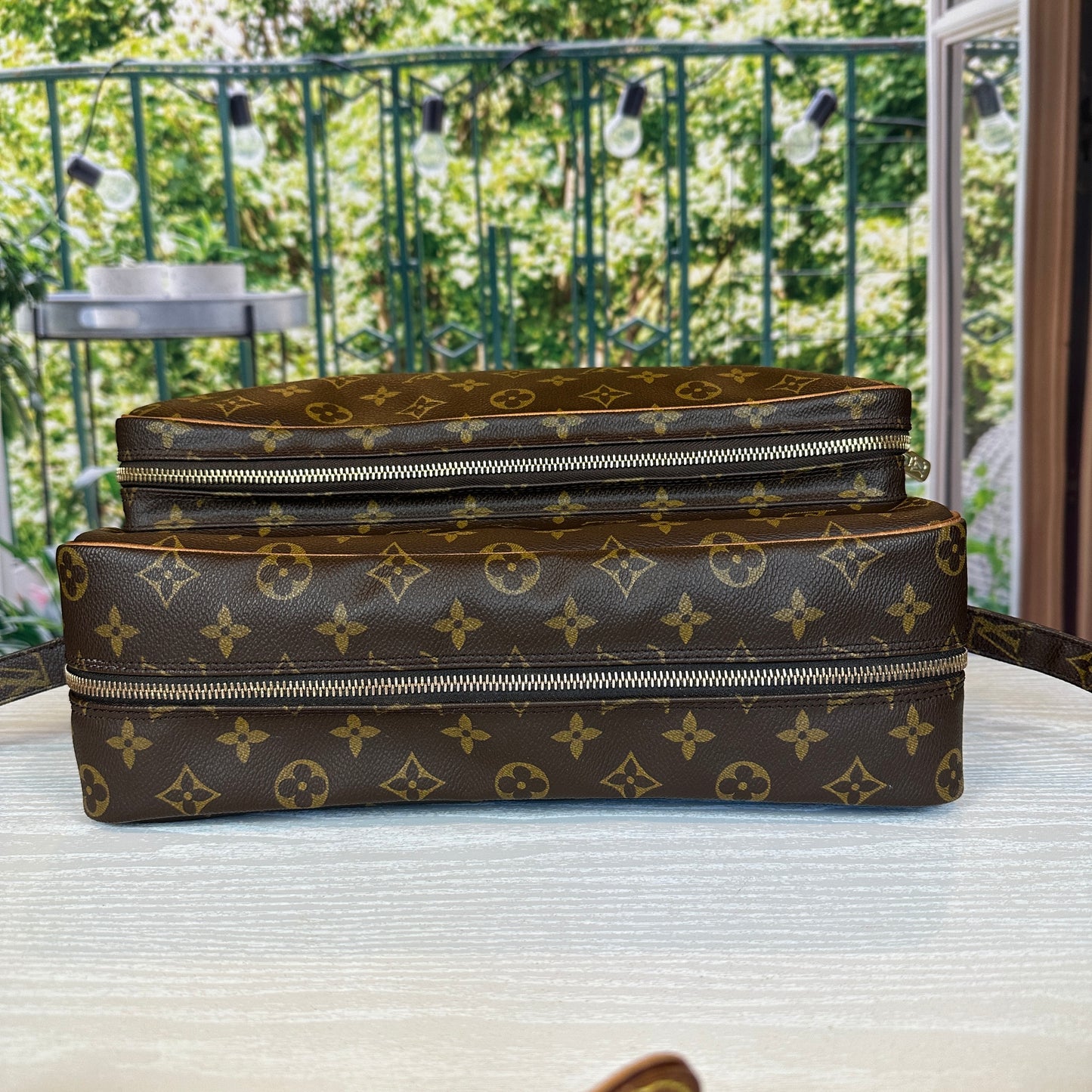 Louis Vuitton Nile GM Crossbody Bag Monogram Canvas