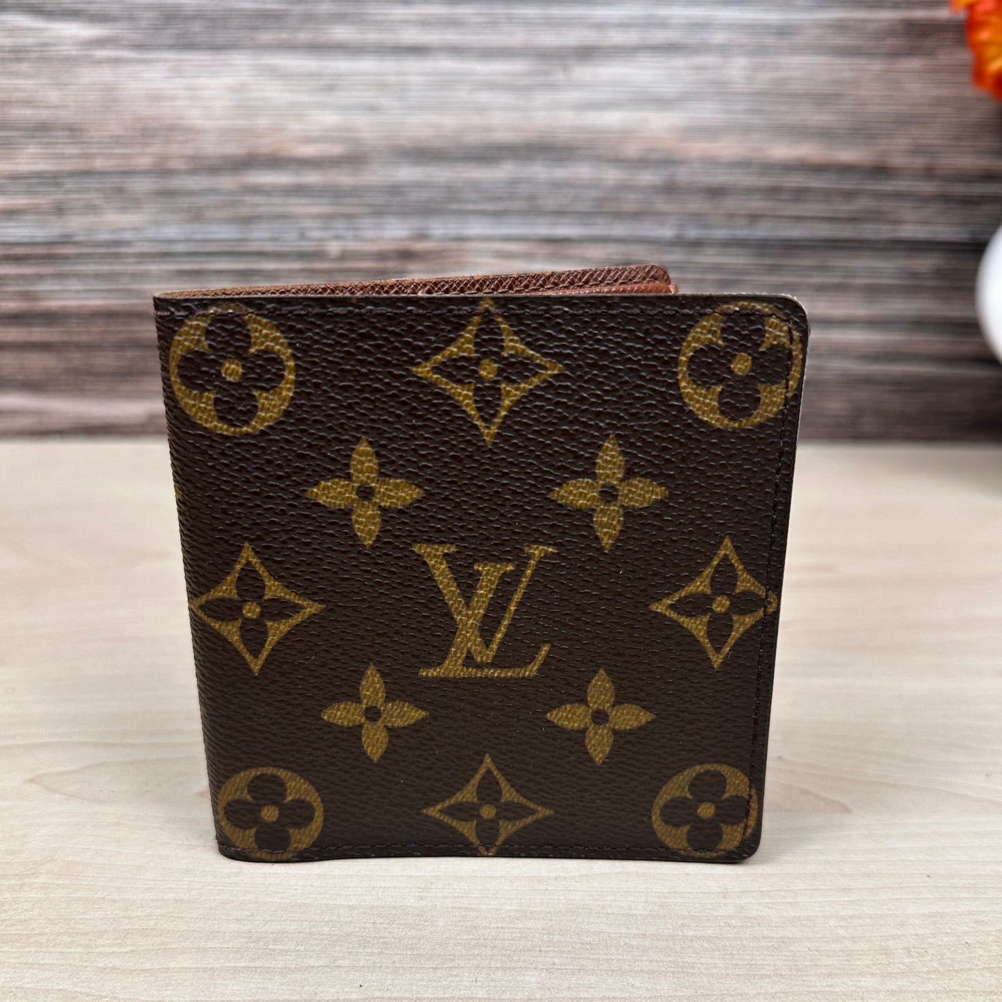 Louis Vuitton Men Bifold Wallet