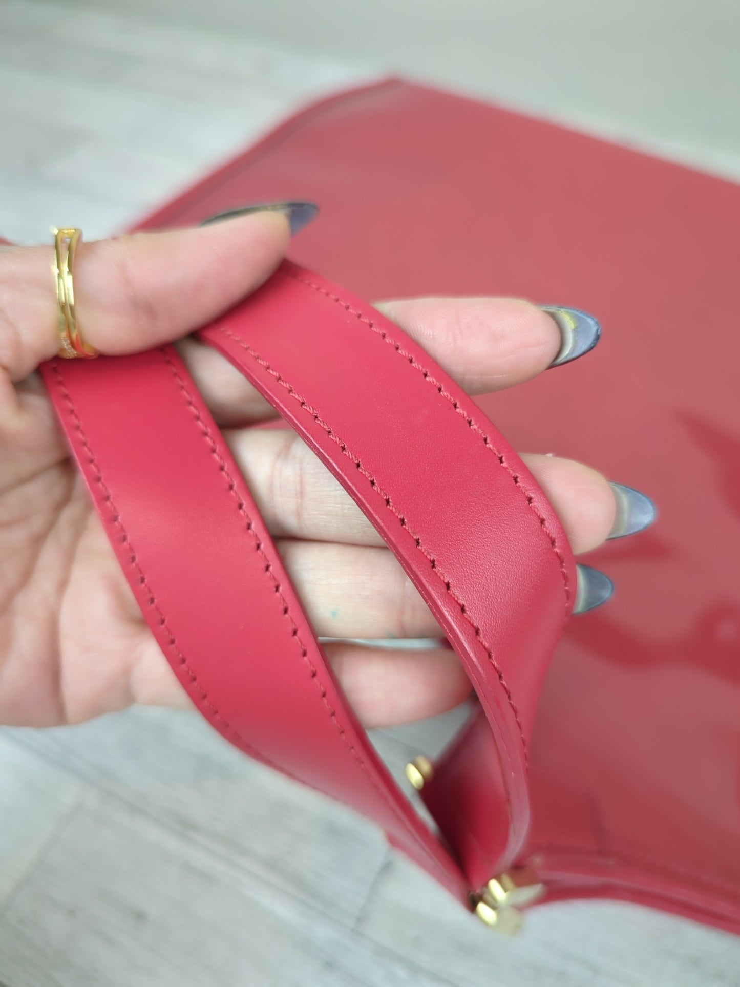 Louis Vuitton Epi Plage Baia Beach Grenadine Red