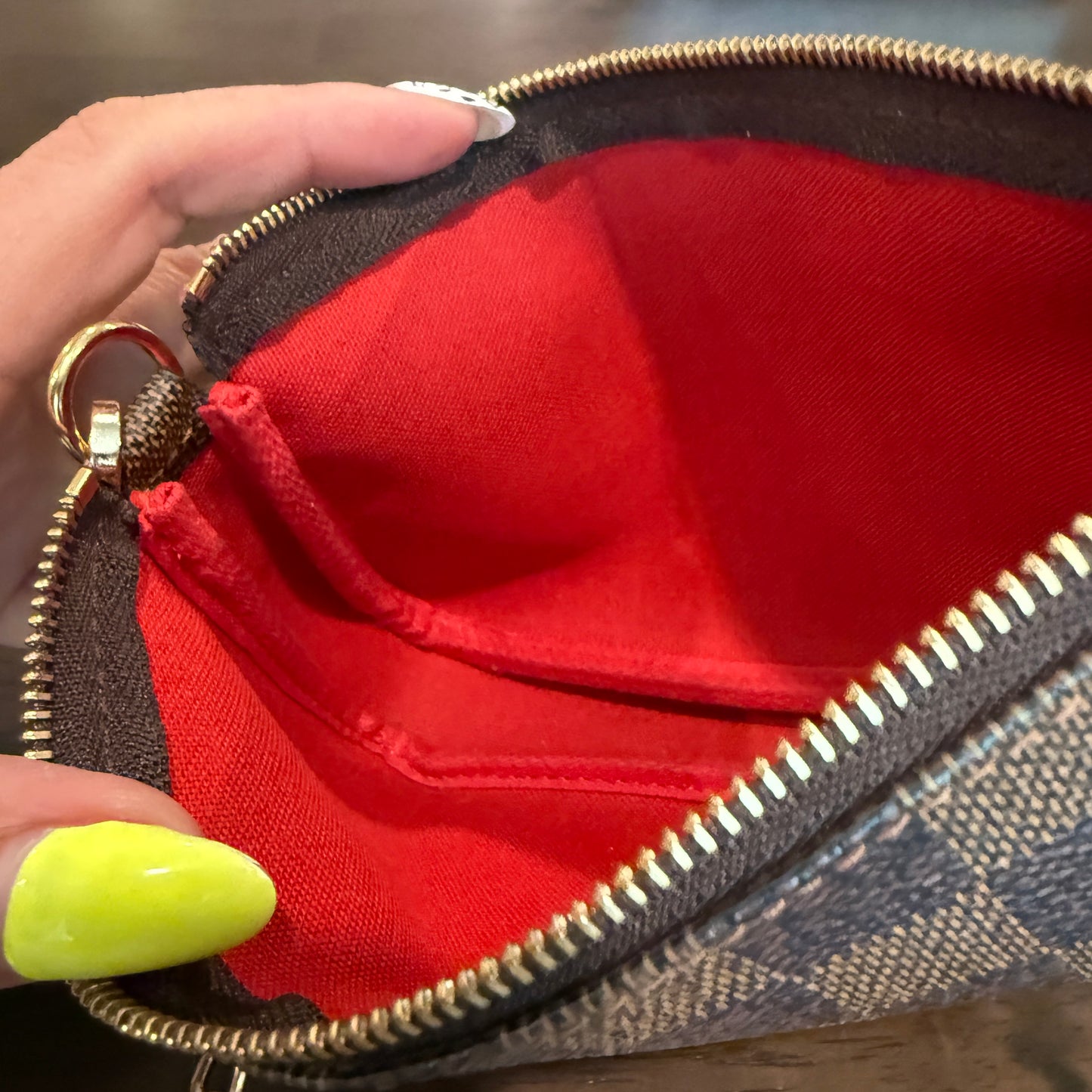 Damier Ebene Marais Pochette