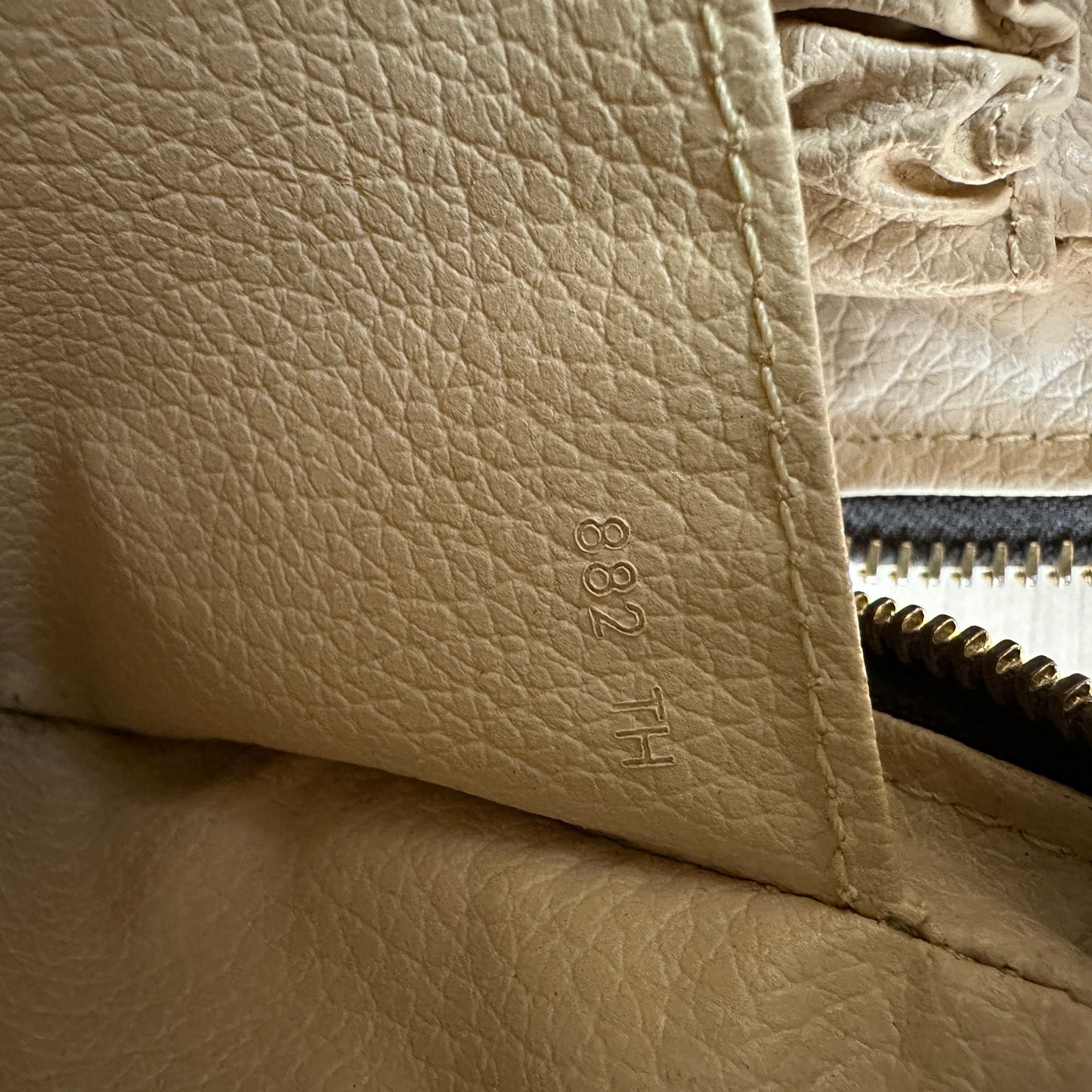 Louis Vuitton Trousse 18 Monogram