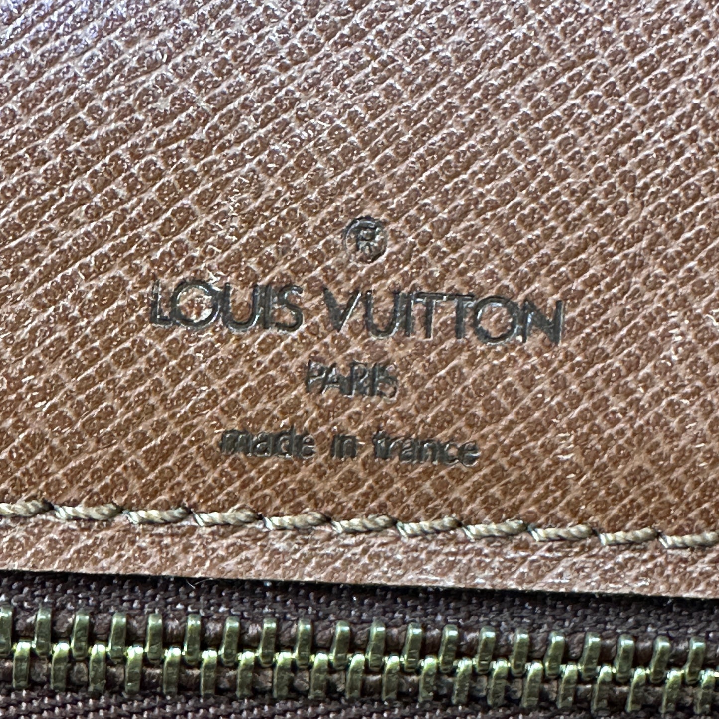 Louis Vuitton Vintage Monceau 28