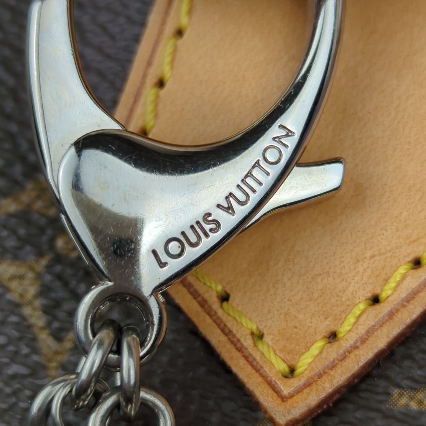 Cyan Fleur D'Epi Bag Charm