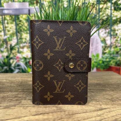 Louis Vuitton Monogram Porte Papiers Zippe Wallet