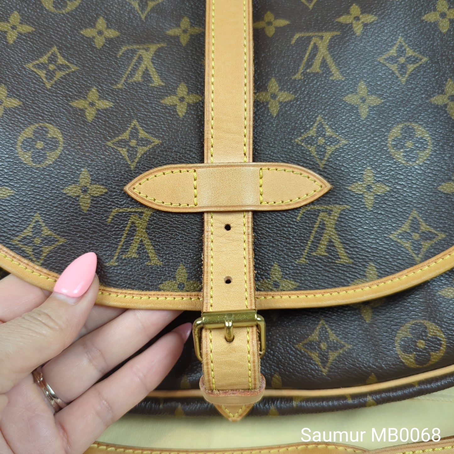Louis Vuitton Monogram Saumur 30 Messenger Bag