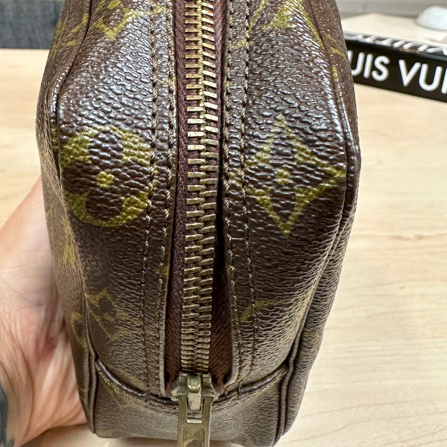 Louis Vuitton Vintage Trousse 23