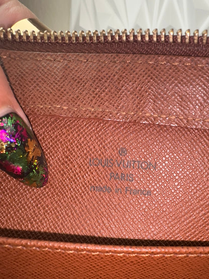 Louis Vuitton Orsay Clutch
