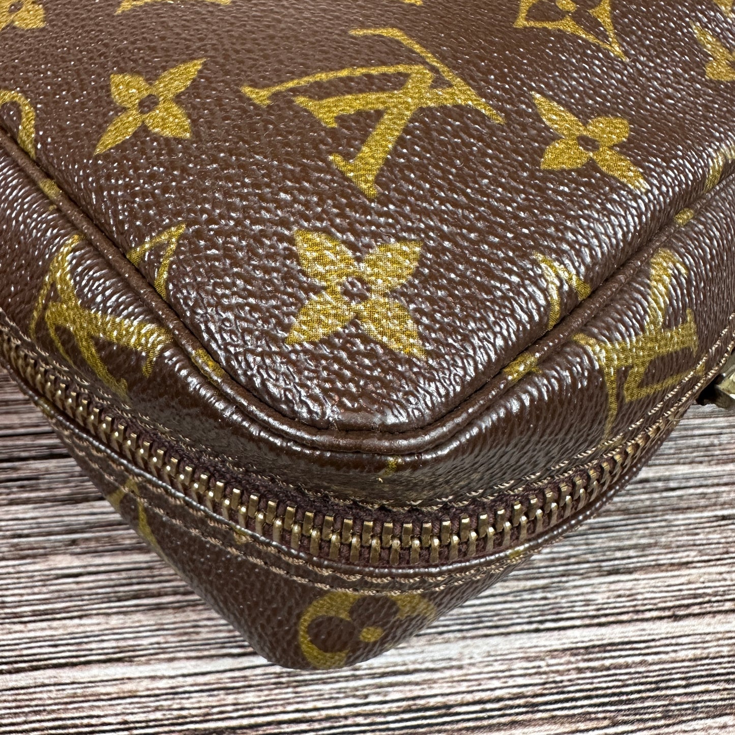 Louis Vuitton Trousse 23 Cosmetic Pouch