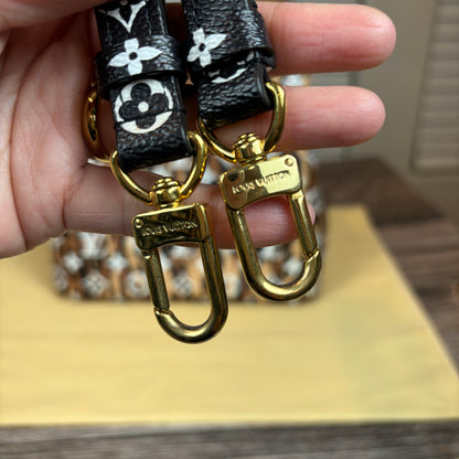 Louis Vuitton Limited Edition Monogram Giant Jungle NéoNoé