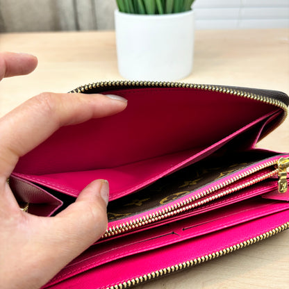 Louis Vuitton Limited Edition Christmas Zippy Wallet