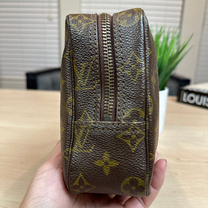 Louis Vuitton Vintage Trousse 23