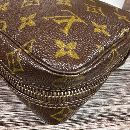 Louis Vuitton Trousse 23 Cosmetic Pouch