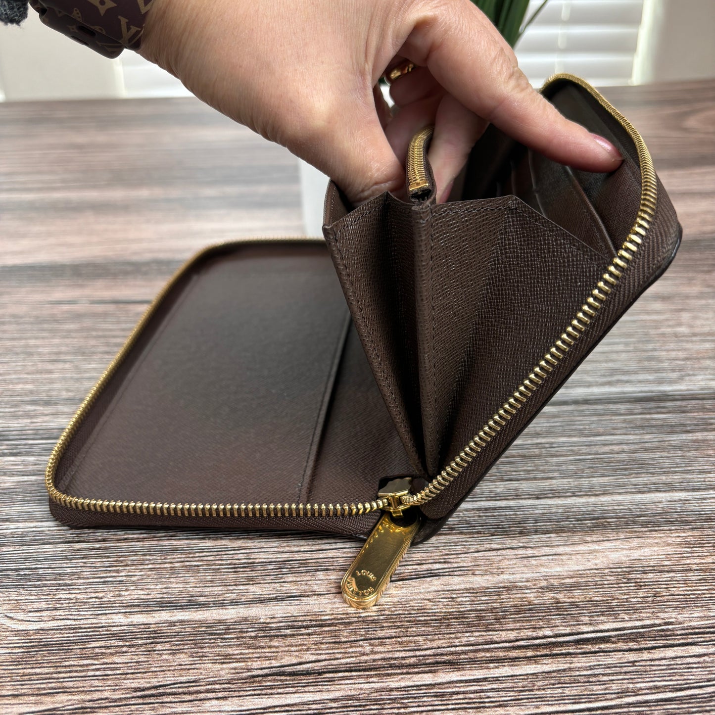 Louis Vuitton XL Zippy Organizer Damier Ebene