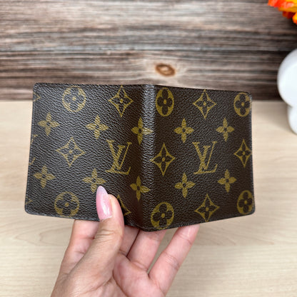 Louis Vuitton Men Bifold Wallet