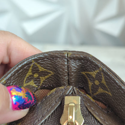 Louis Vuitton Cabas Mezzo
