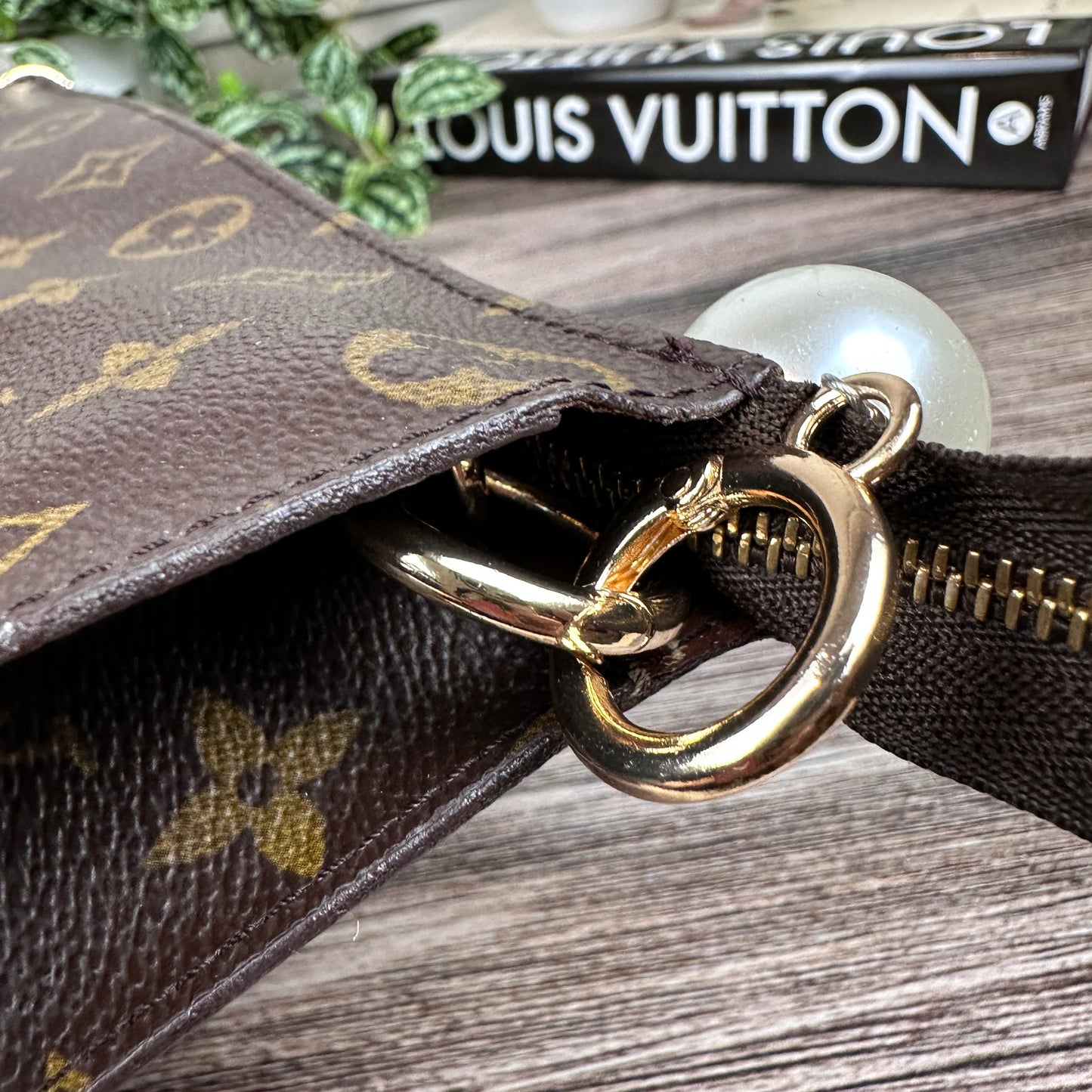 Louis Vuitton Vintage Toiletry 26 Monogram
