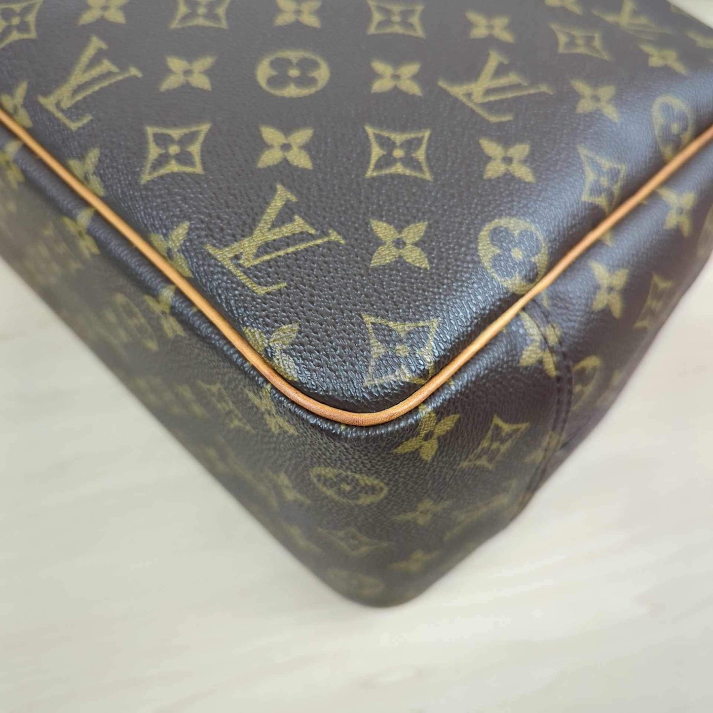 Louis Vuitton Deauville