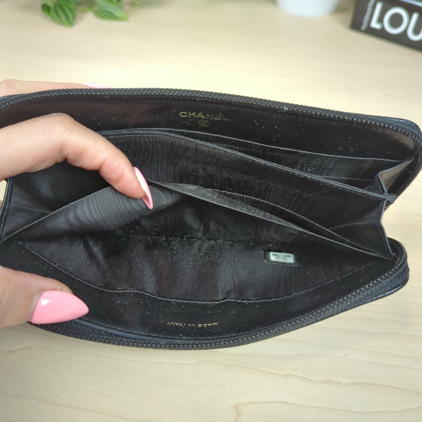 Chanel Caviar Timeless CC Zipped Wallet Black
