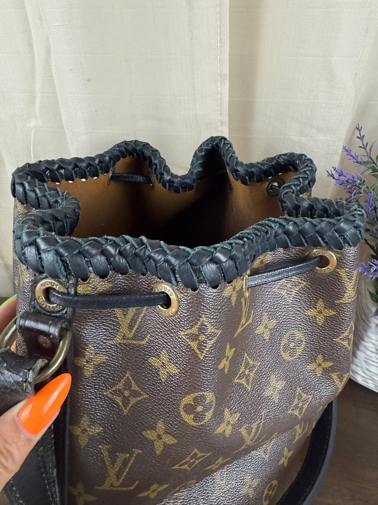 Custom Petite Noe Bucket Bag