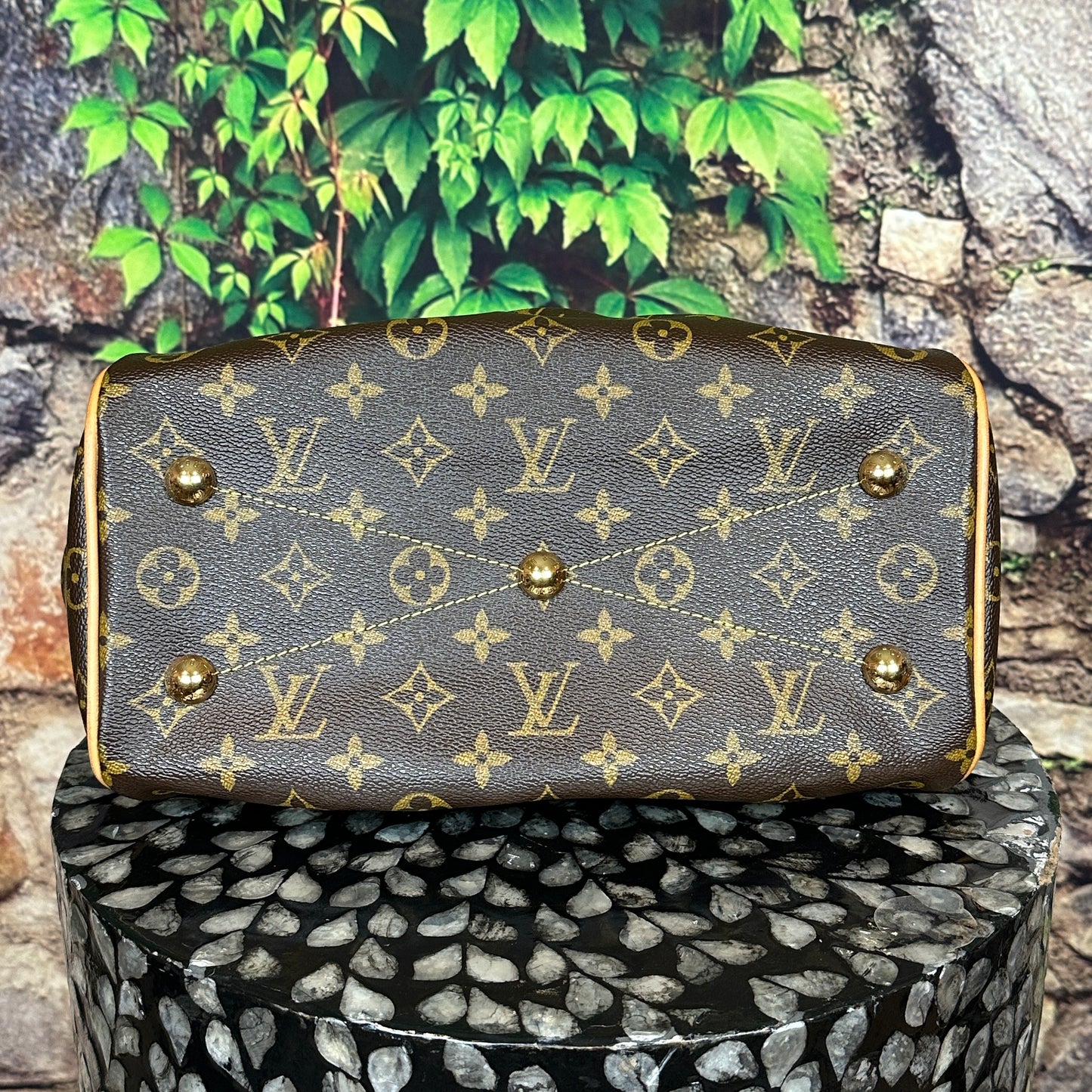 Louis Vuitton Tivoli PM