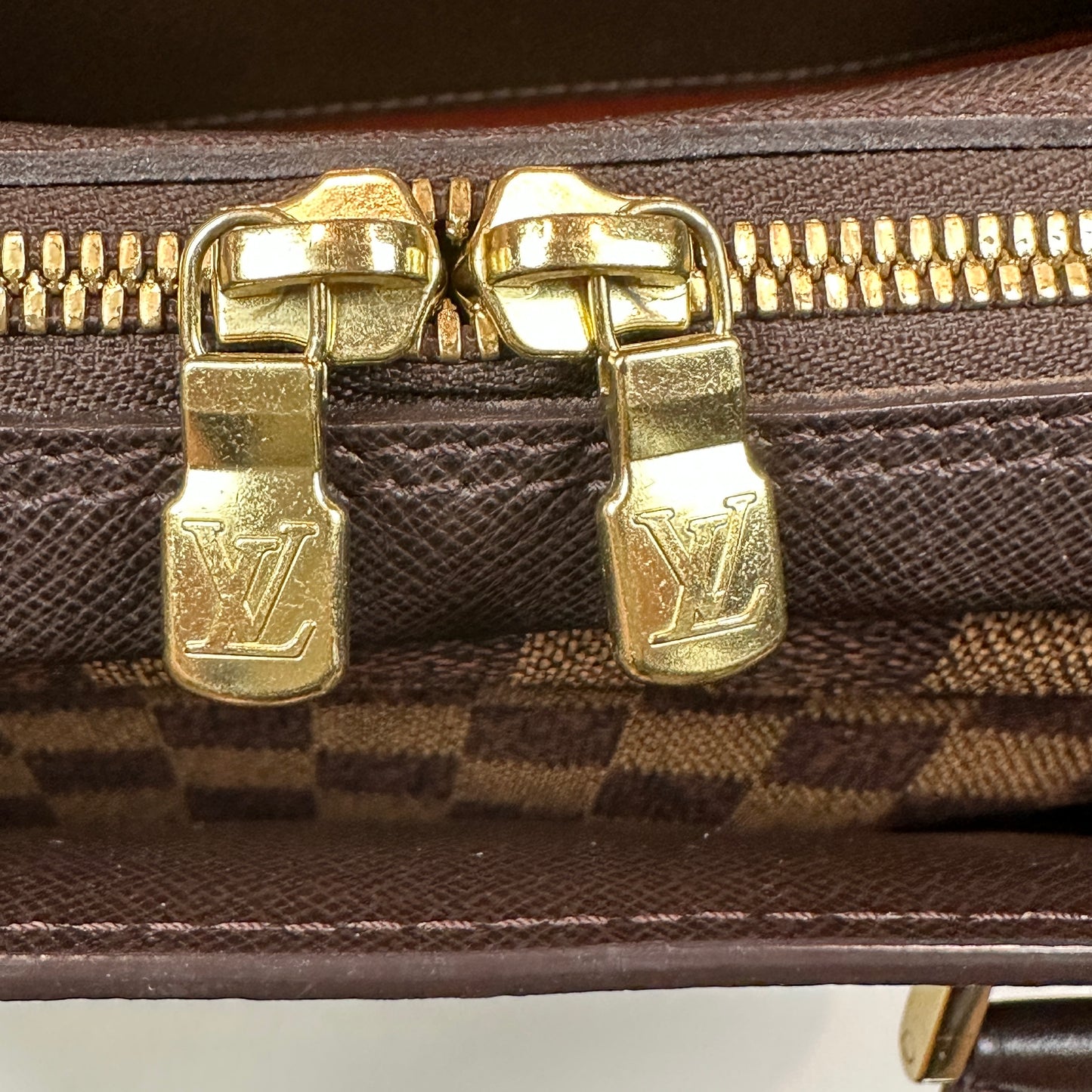 Louis Vuitton Triana Damier Ebene