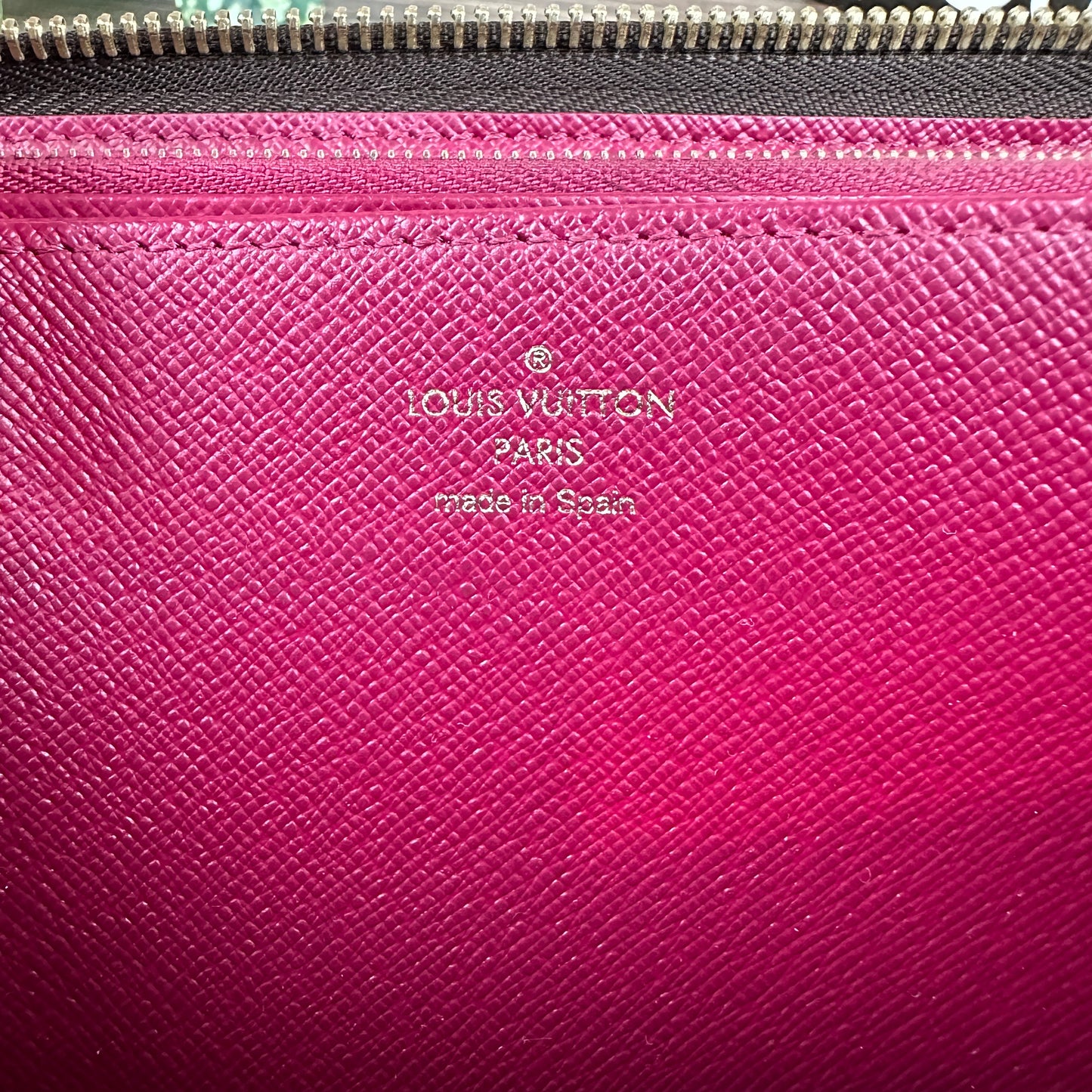Louis Vuitton Monogram Zippy Wallet Fuchsia