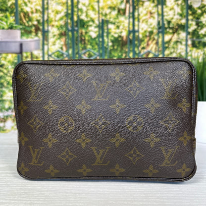Louis Vuitton Trousse Toilet 23