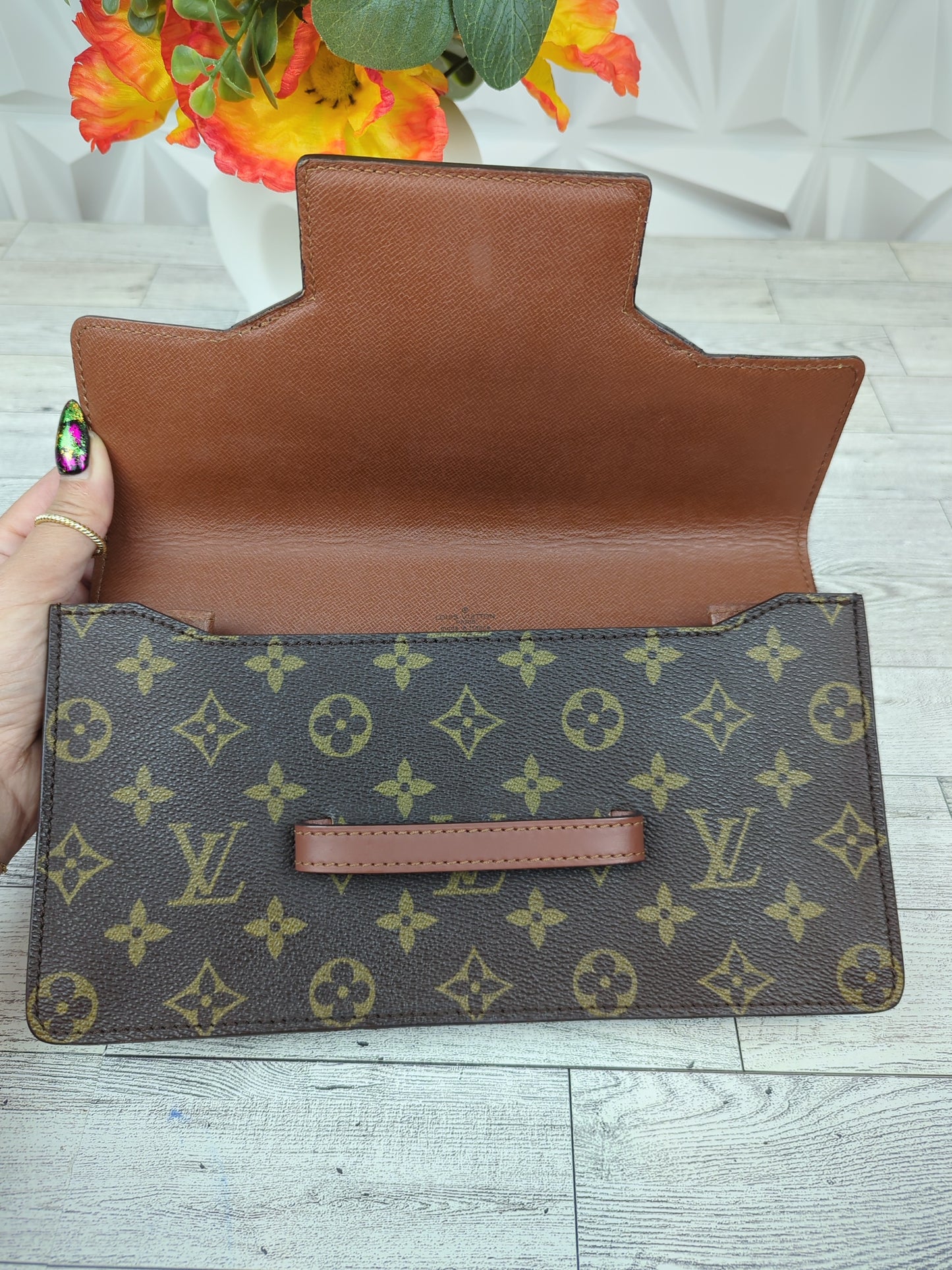 Louis Vuitton Chaillot Clutch