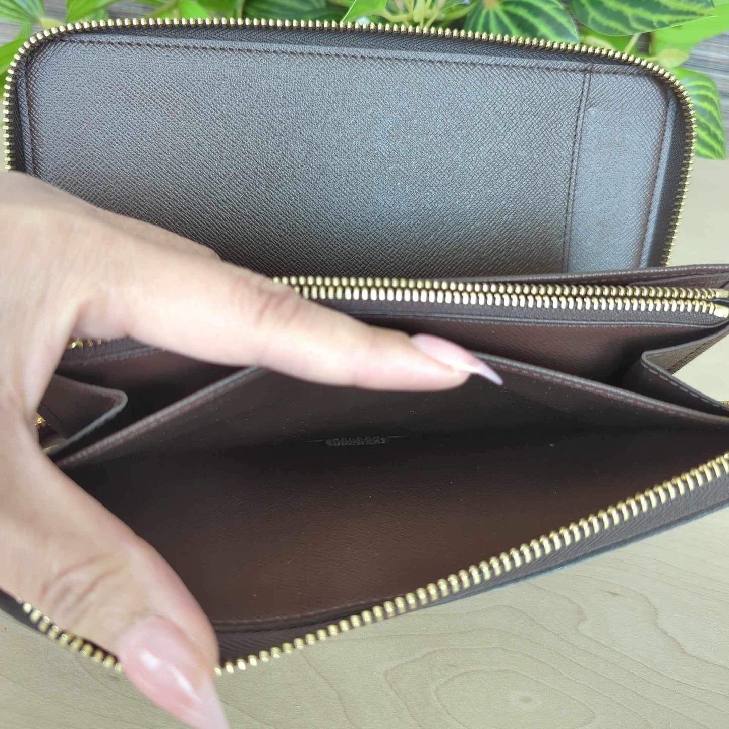 Louis Vuitton XL Zippy Organizer Damier Ebene