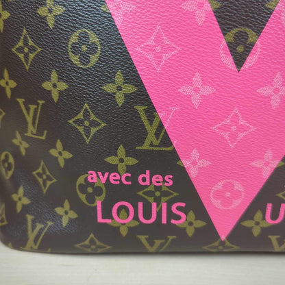 Louis Vuitton Limited Edition Grenade Pink V Neverfull MM