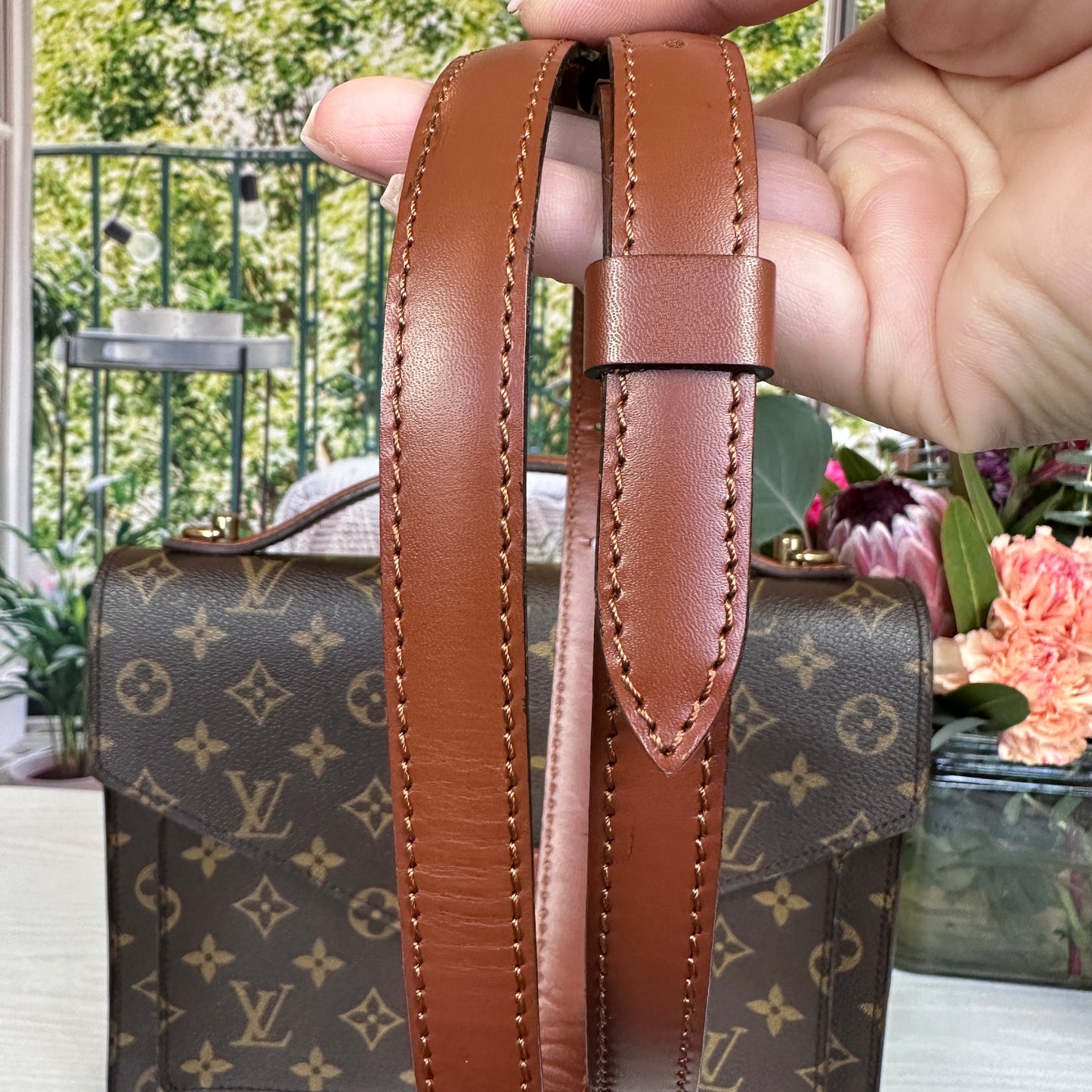 Louis Vuitton Vintage Monceau 28
