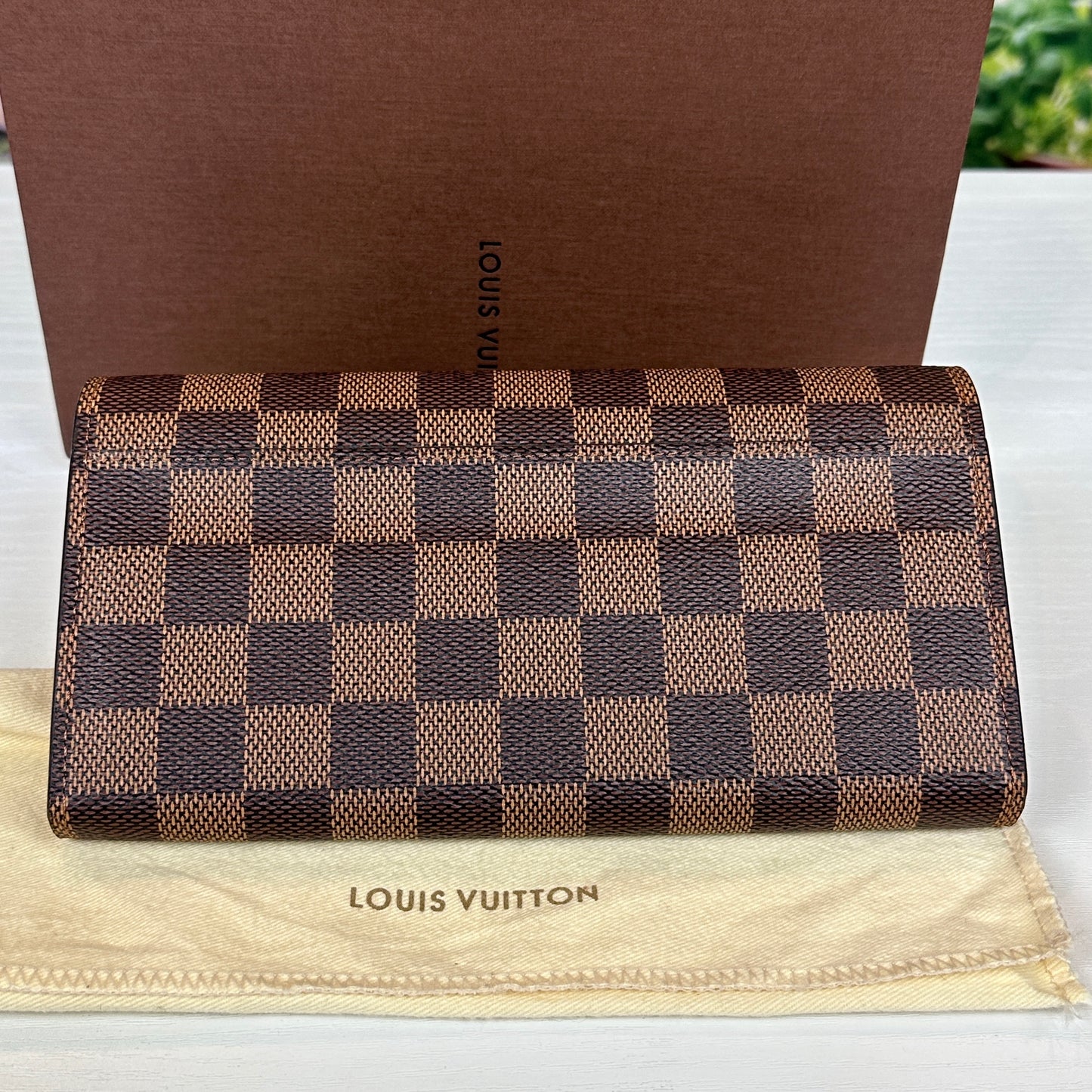 Louis Vuitton Damier Sarah Wallet New Model