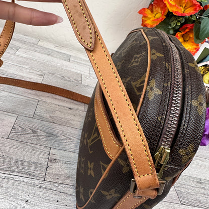 Louis Vuitton Monogram Sac Senlis