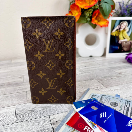 Louis Vuitton Monogram Bifold Slim Wallet