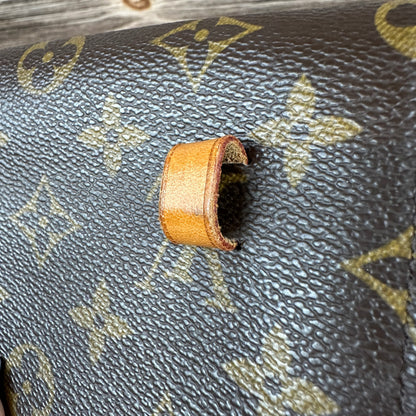 Louis Vuitton Florentine Pochette Belt Bag