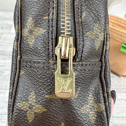 Louis Vuitton Trousse 23