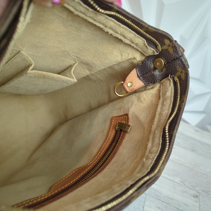 Louis Vuitton Monogram Looping GM