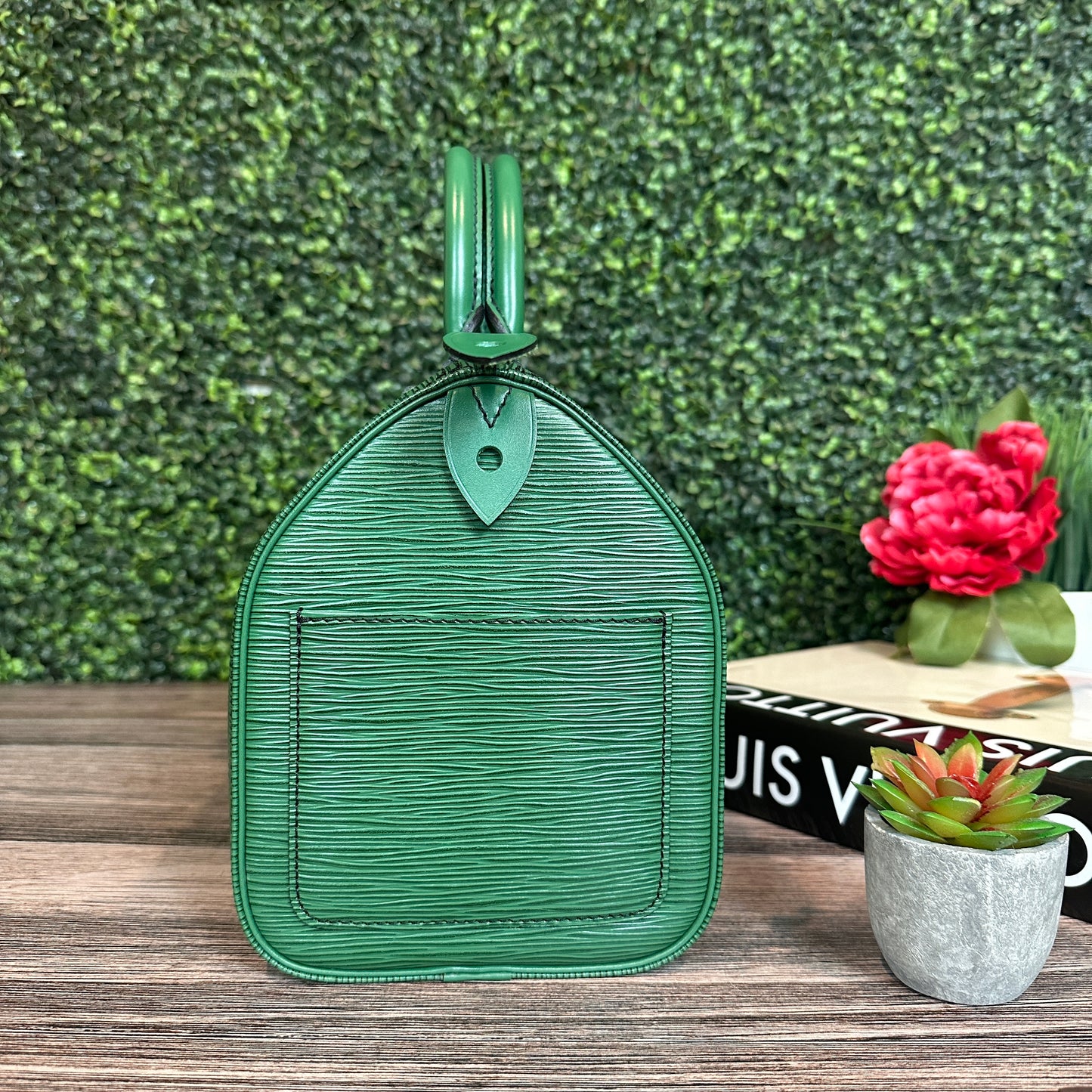 Louis Vuitton Speedy 25 Borneo Green Epi Leather