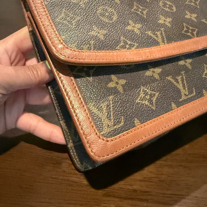 Vintage Dame Pochette GM Monogram Canvas