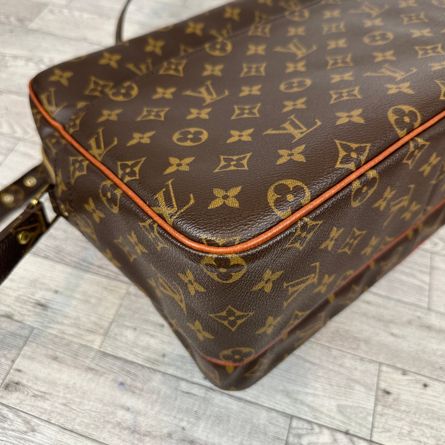 Louis Vuitton Monogram Sac Migrator Messenger Bag
