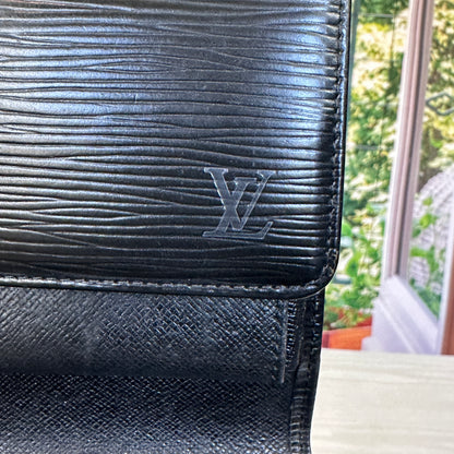 Louis Vuitton Black Epi Porte Tresor International Wallet
