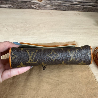 Louis Vuitton Florentine Pochette Belt Bag